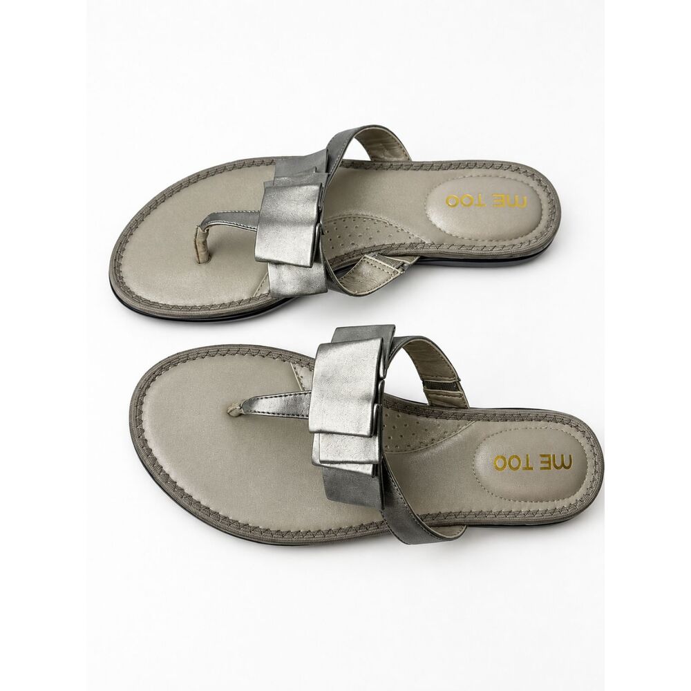 Me Too Silver Metallic Bow Sandals Women's Size 8 1/2 M Flat